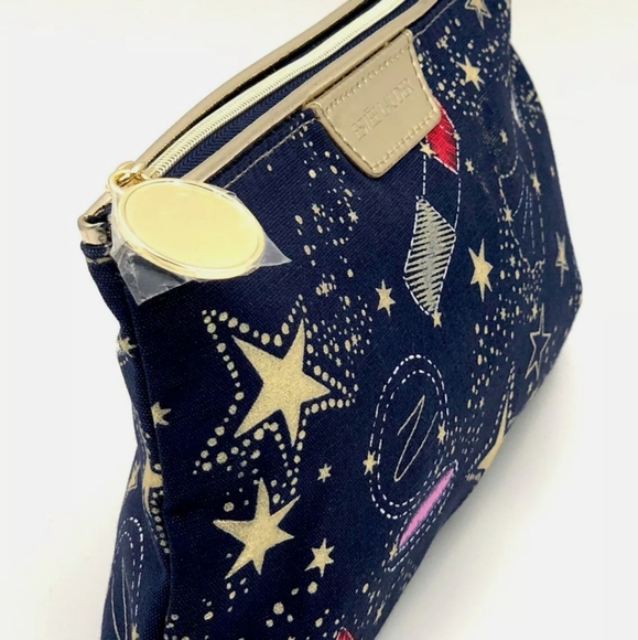 Estee Lauder Cosmetic Bag - Picture 2 of 2